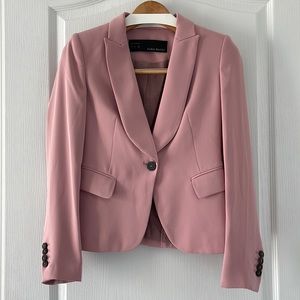 Jacket Zara tailored jacket Preowned Pristine condition
Could be a gift